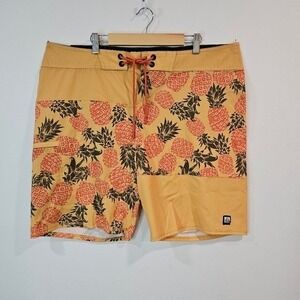 REEF Mens Carson Hawaiian Pineapple Stretch Board Shorts Surfer Waist 38  XL